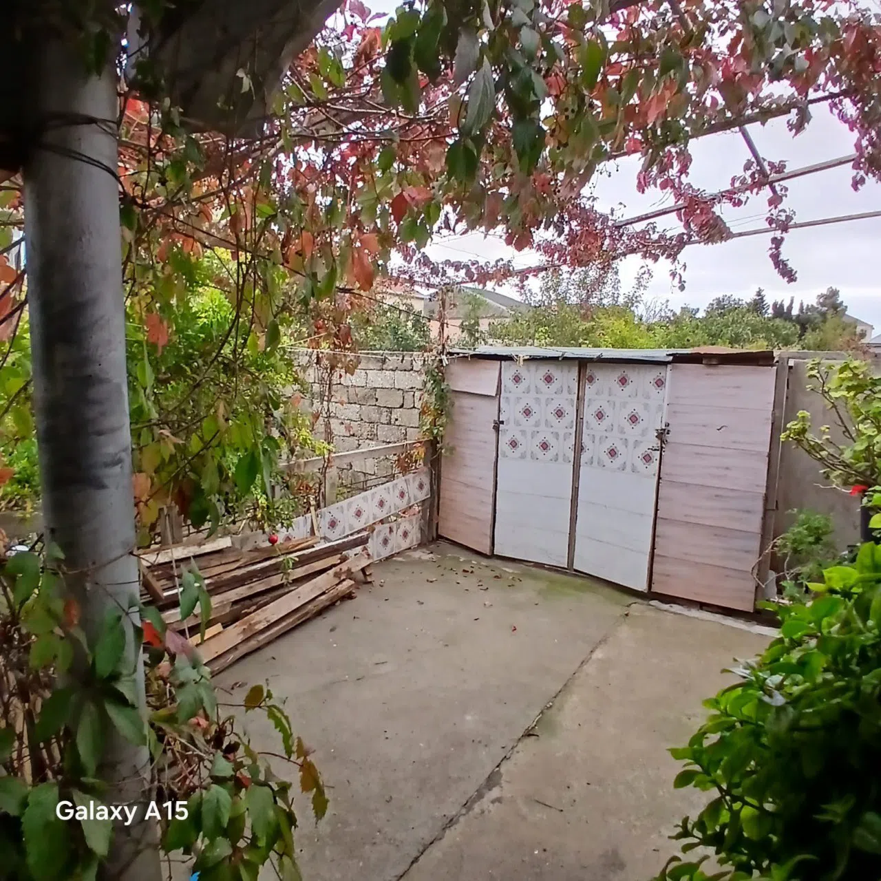 3 otaqlı həyət evi 150 m² - 6.5 sot torpaq sahəsində satılır