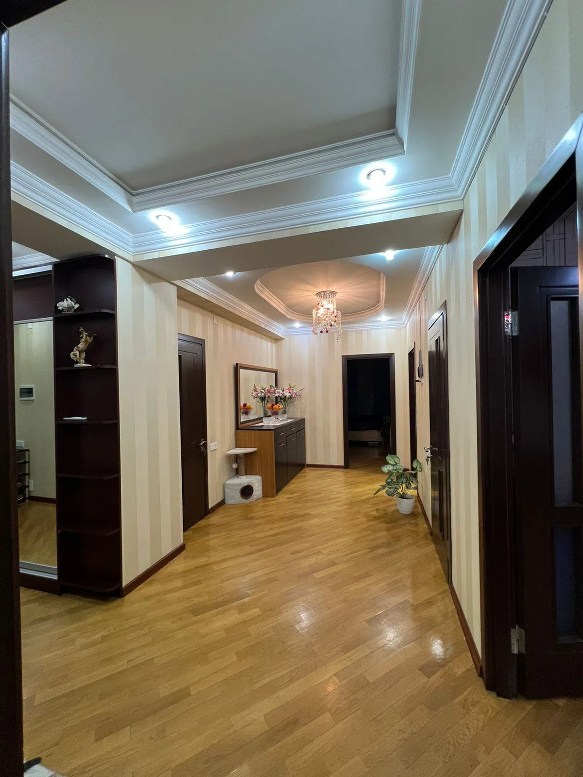 4 otaqlı mənzil 140 m² satılır — şəkil 10