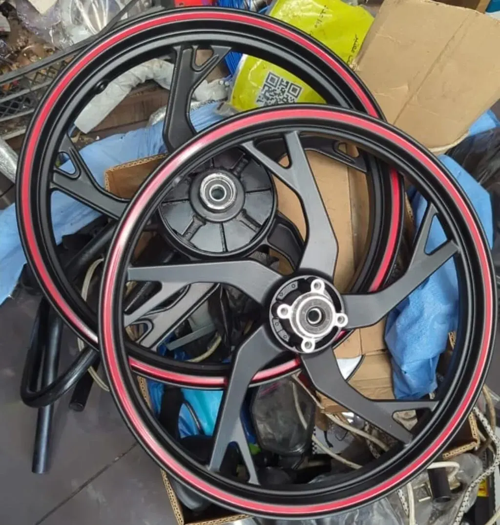 Motosiklet üçün yüngül alaşımlı tökmə disk dəsti — şəkil 1