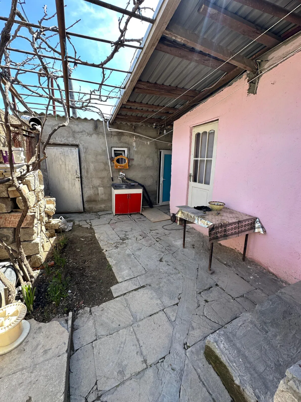 4 otaqlı həyət evi 80 m² - 1 sot torpaq sahəsində satılır