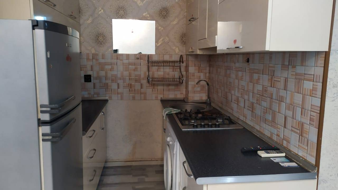 1 otaqlı mənzil 52 m² kirayə verilir — şəkil 2