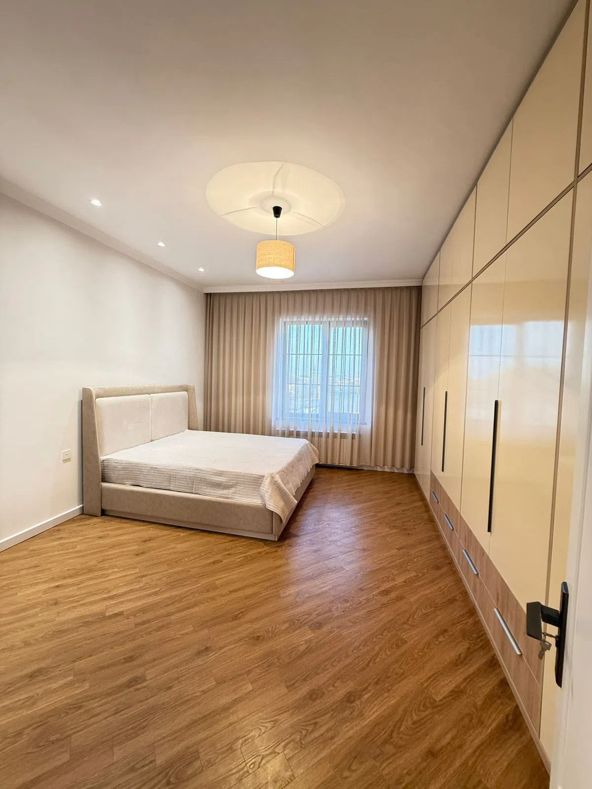 5 otaqlı villa 220 m² - 4.5 sot torpaq sahəsində satılır — şəkil 7