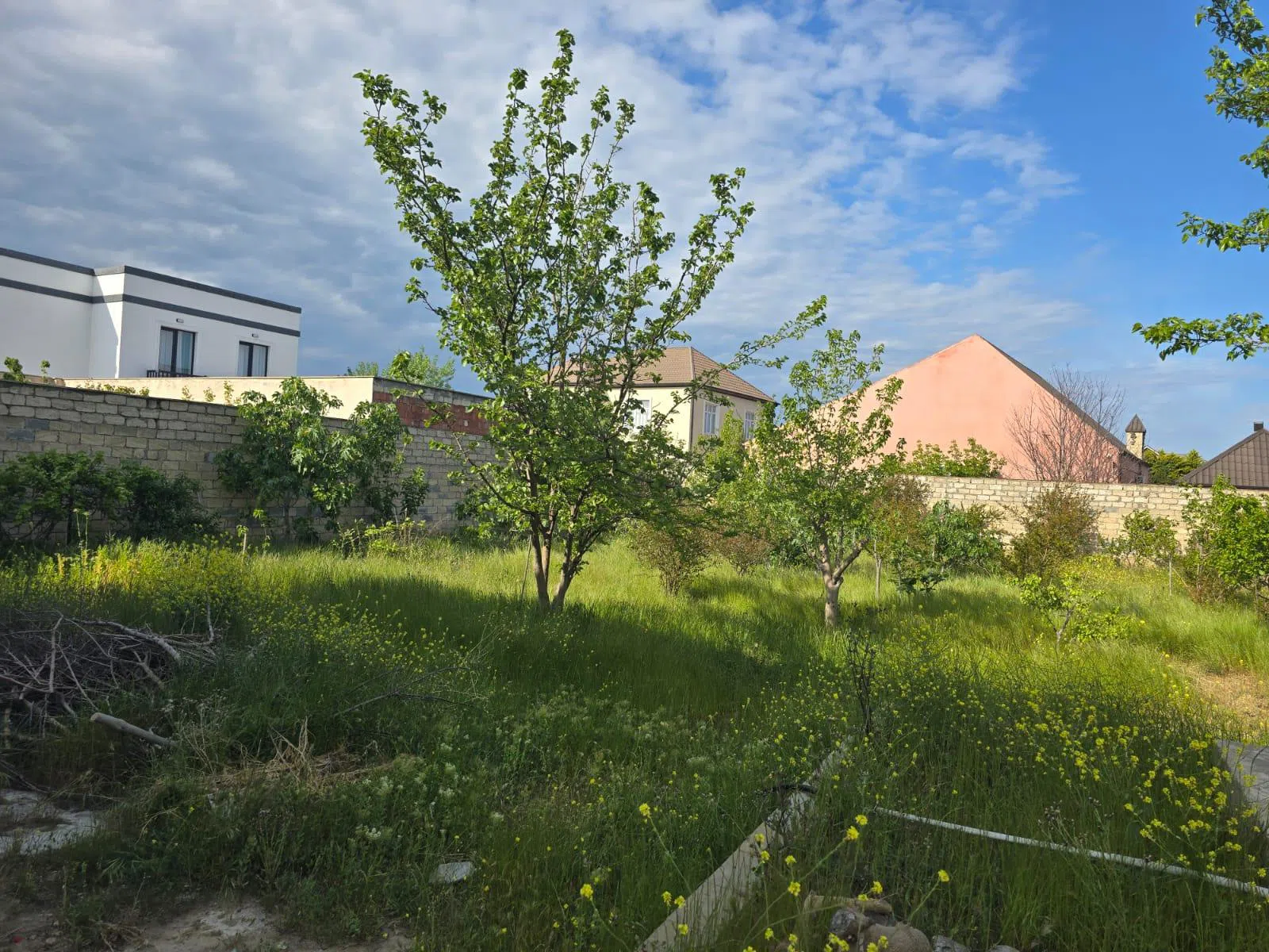 4 otaqlı bağ evi 200 m² 12 sot torpaq sahəsində satılır — şəkil 25