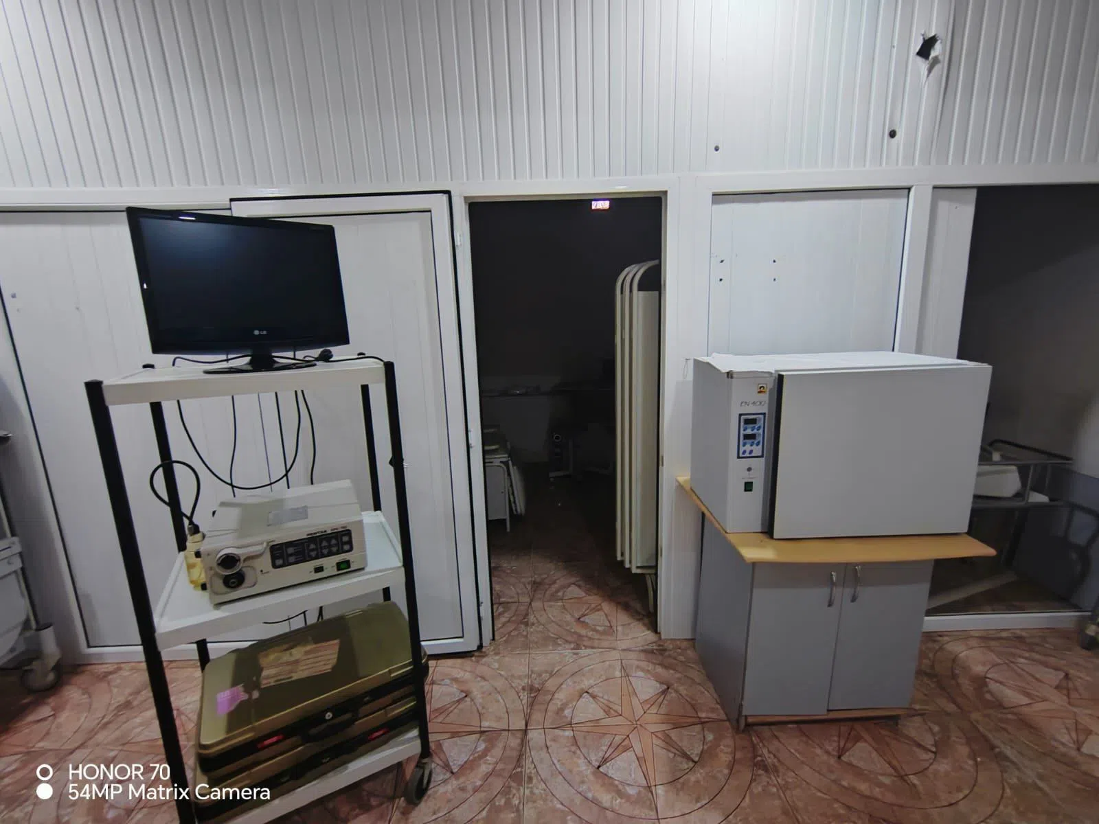 4 mərtəbəli klinika, 430 m² satılır — şəkil 26
