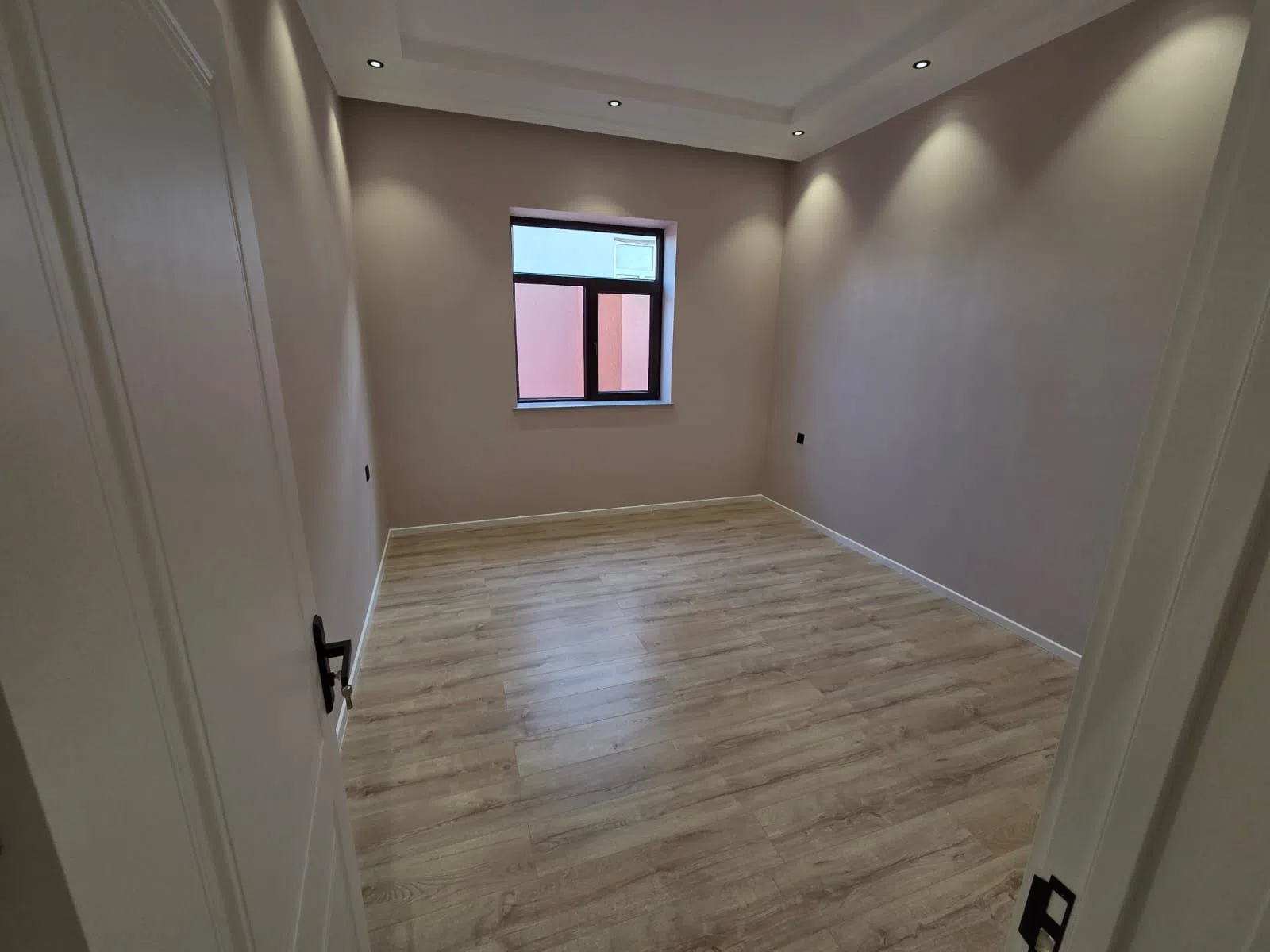 4 otaqlı həyət evi 120 m² satılır — şəkil 15