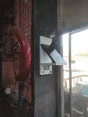 Motosiklet kaskı üçün divar stendi - Tenderyard