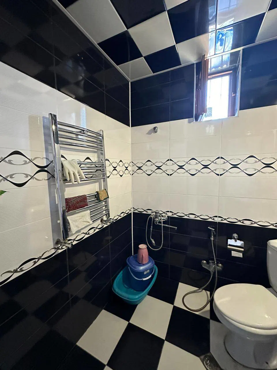 5 otaqlı həyət evi 200 m² - 3 sot torpaq sahəsində satılır — şəkil 13
