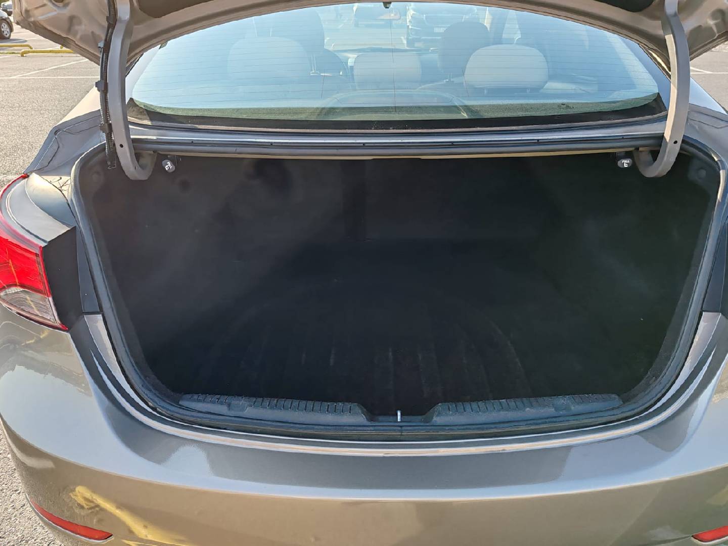 Hyundai Elantra, 2015 il, 259000 km — şəkil 15