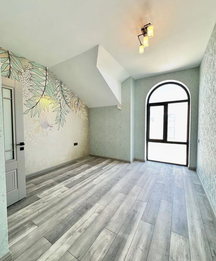 5 otaqlı bağ evi 180 m² 5 sot torpaq sahəsində satılır