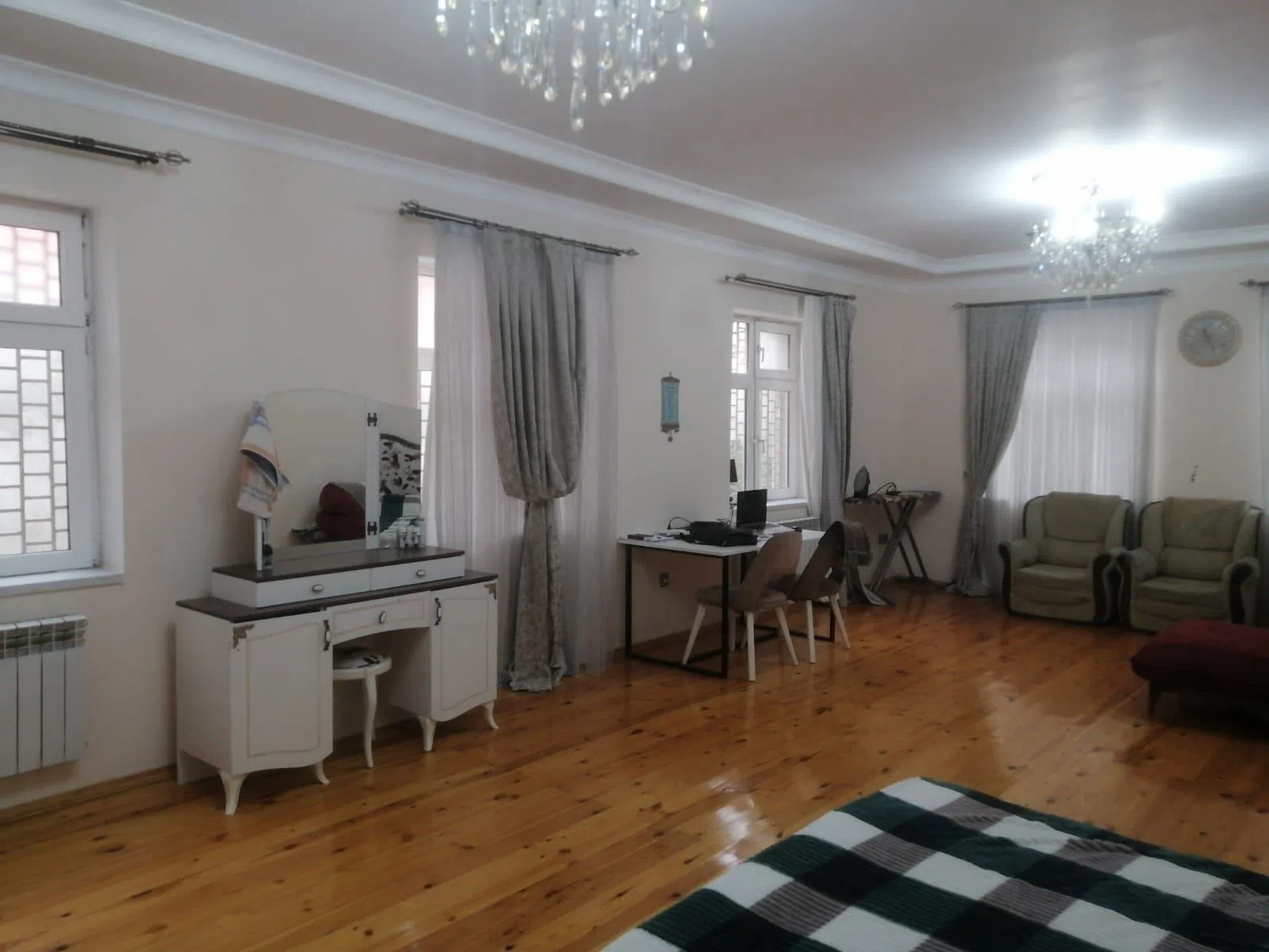 4 otaqlı bağ evi 170 m² 4.5 sot torpaq sahəsində satılır — şəkil 11