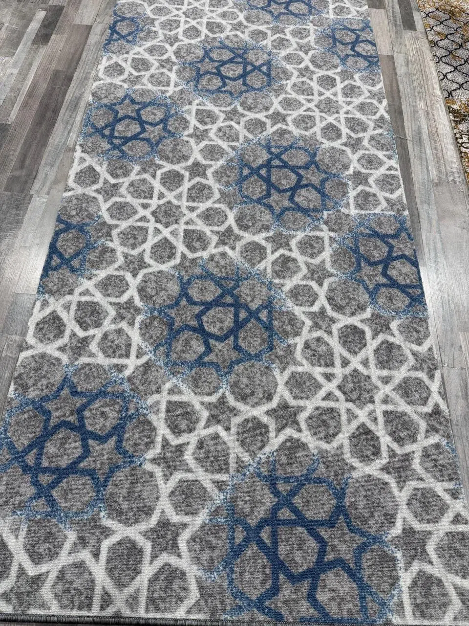 Xalça Qırmızı rəng