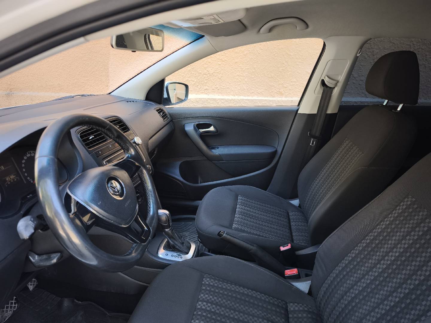 Volkswagen Polo, 2015 il, 2018 km — şəkil 10
