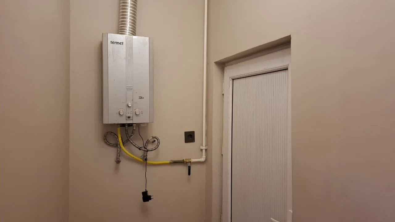 3 otaqlı həyət evi 70 m² - günlük kirayə verilir — şəkil 6
