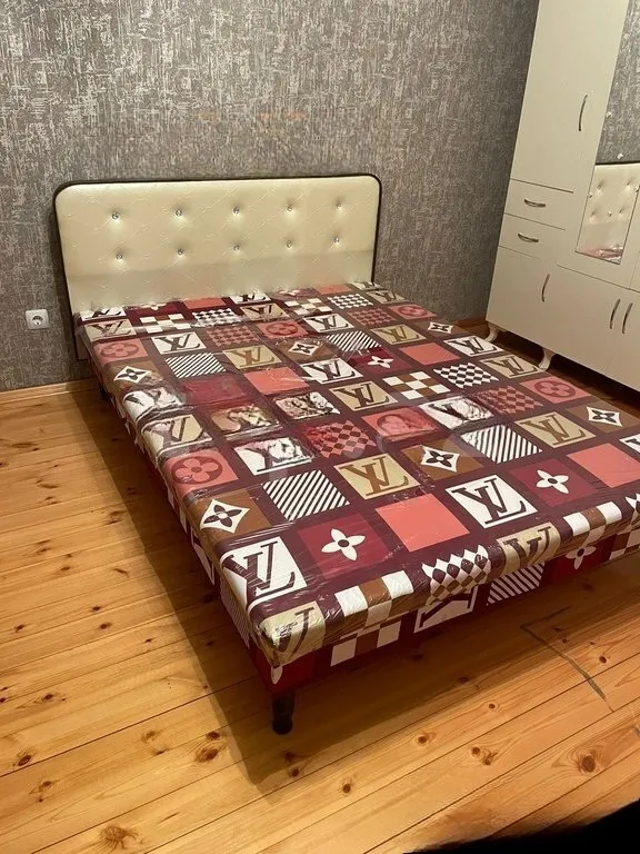 Keyfiyyətli Bazalı Taxt Çarpayılar — şəkil 1