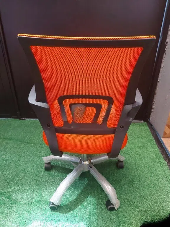 Narıncı rəng, Ofis üçün kreslo — şəkil 2