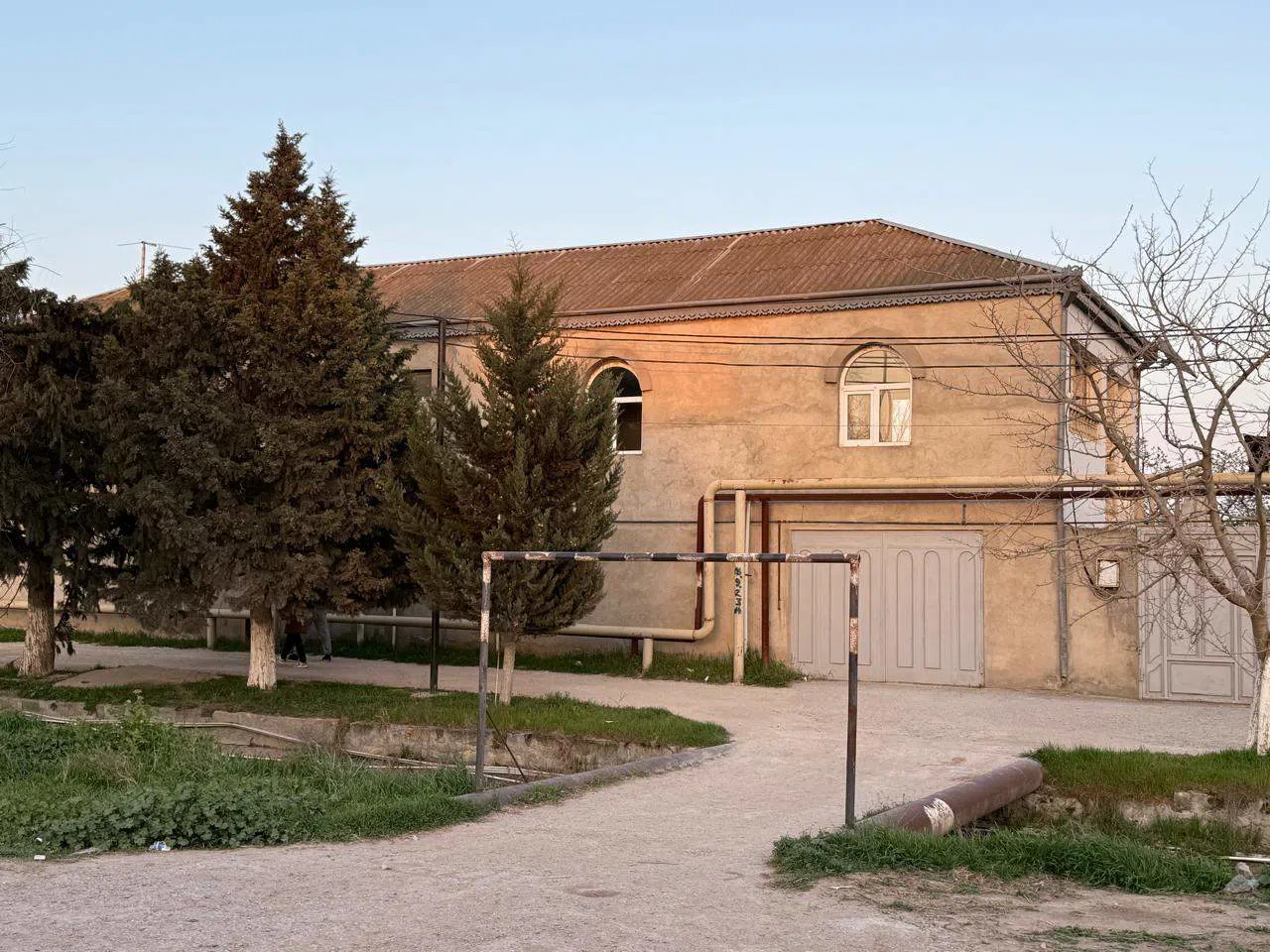 4 otaqlı həyət evi 240 m² satılır — şəkil 14