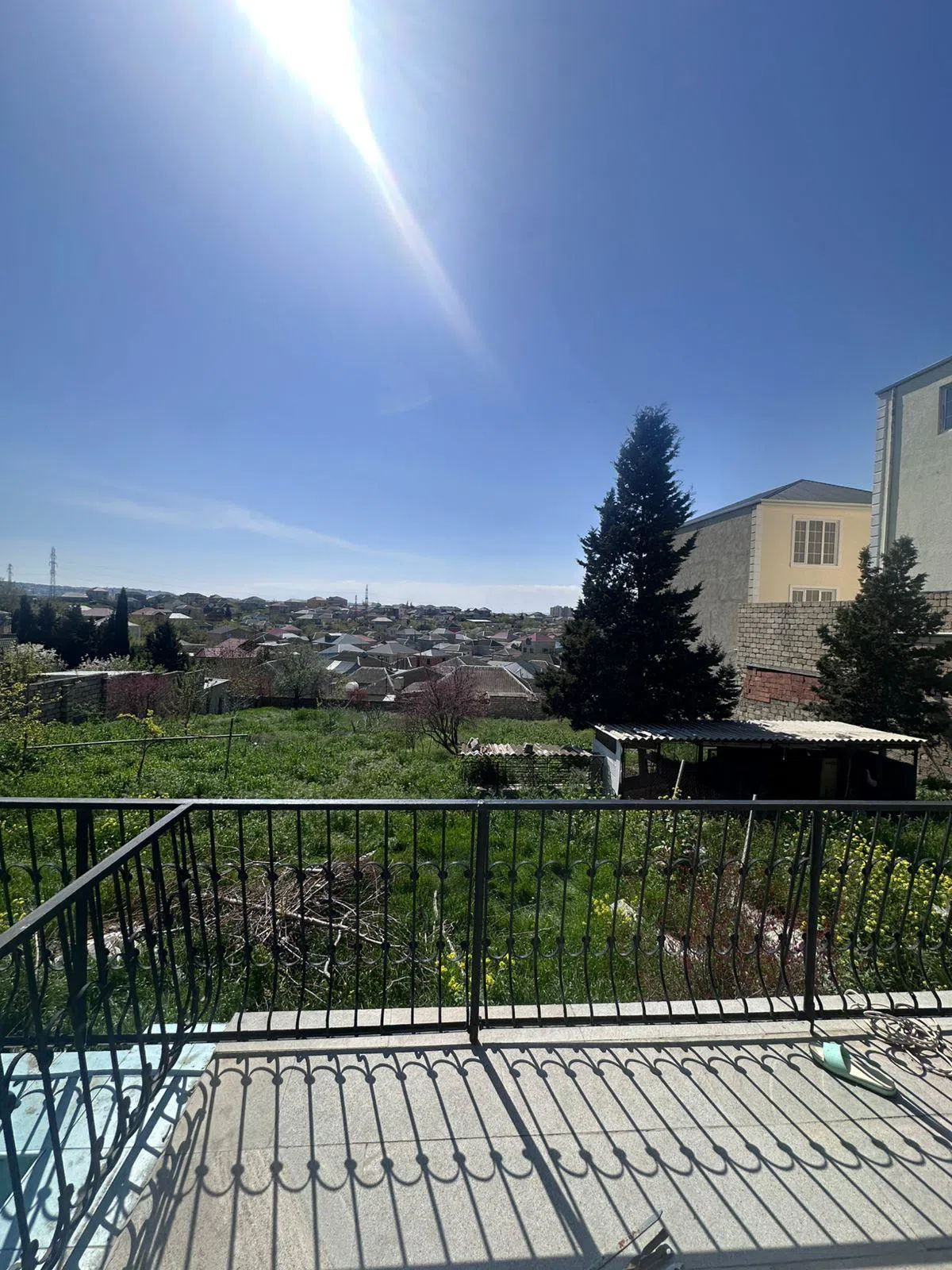 20 sot torpaq sahəsi satılır