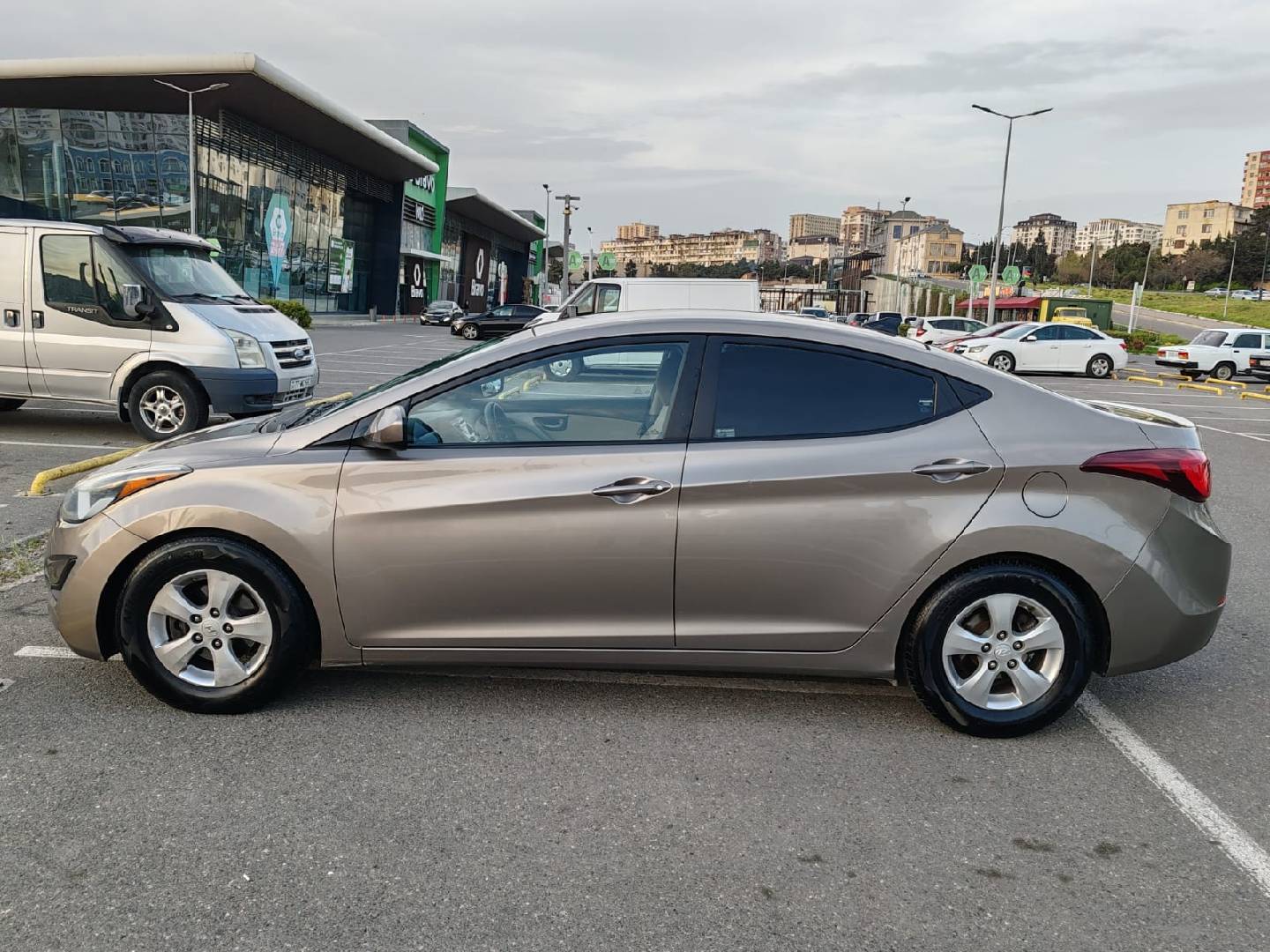 Hyundai Elantra, 2015 il, 259000 km — şəkil 5