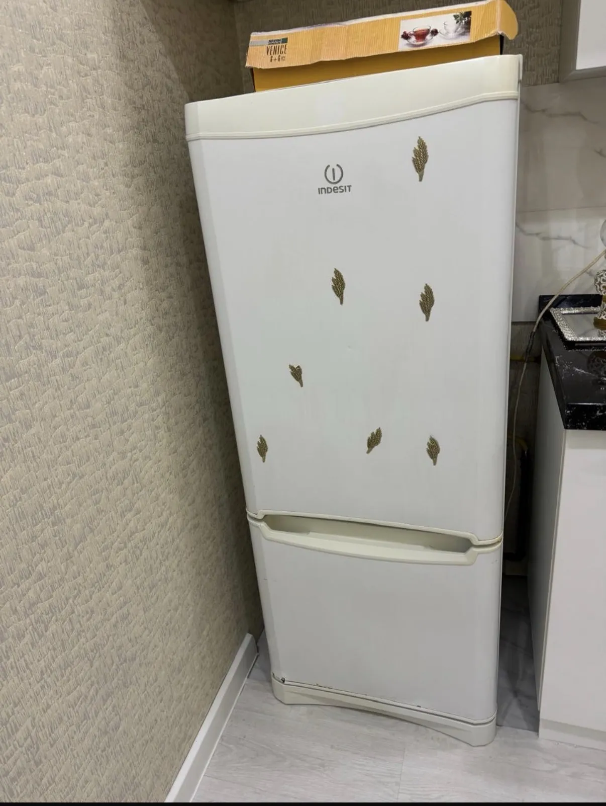 Indesit soyuducu — şəkil 1