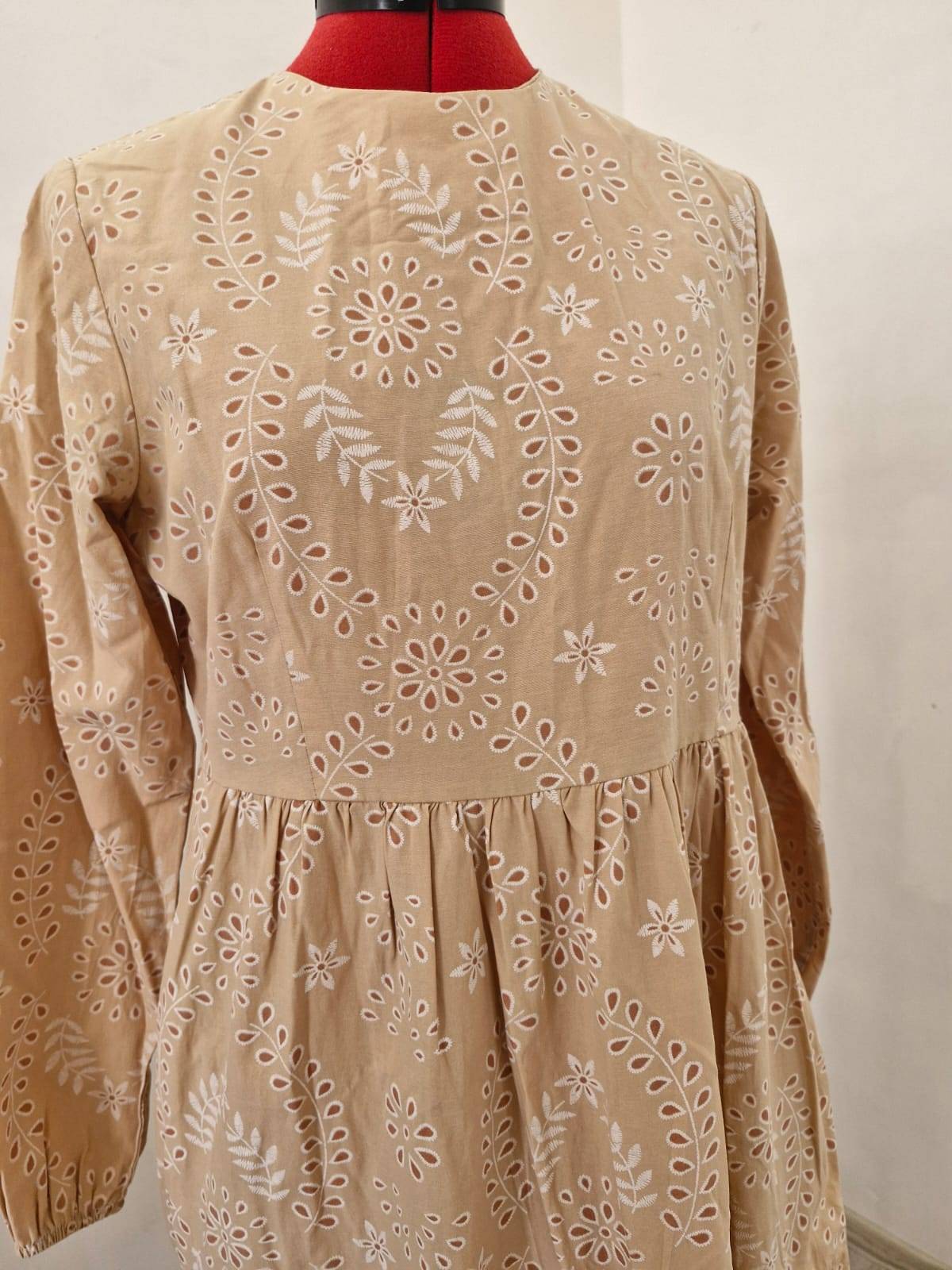 Bej rəng, 38 ölçü
