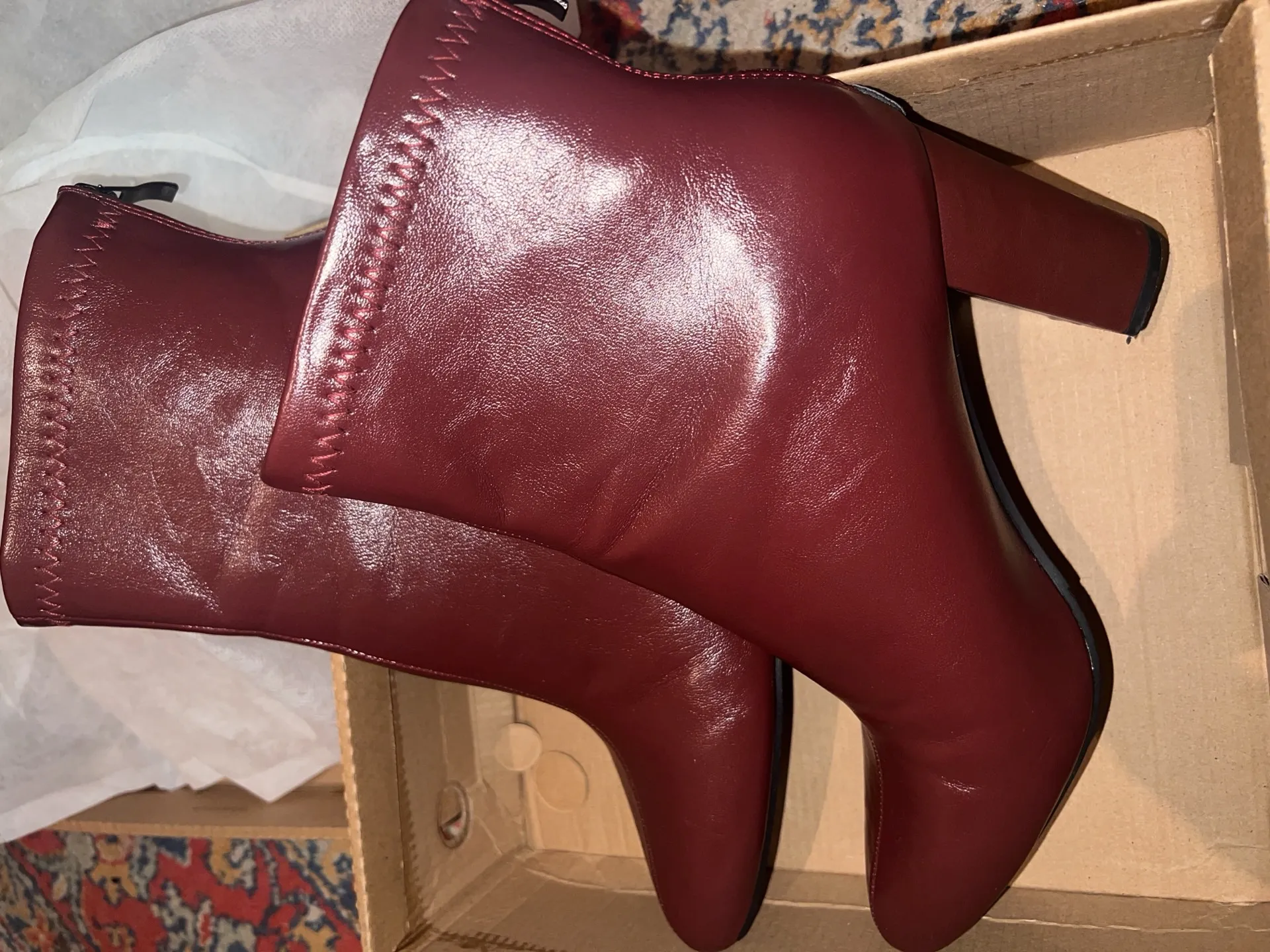 Qadın botu, Tünd qırmızı rəng, 40 ölçü — şəkil 1