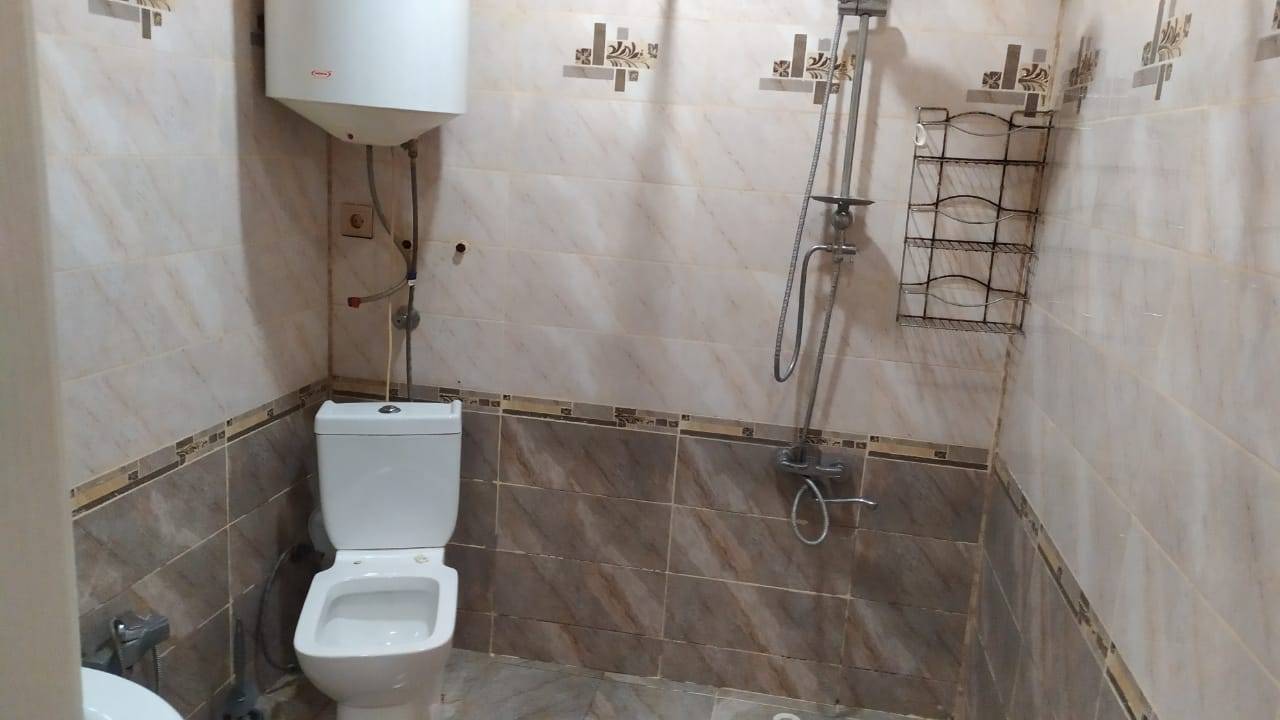 1 otaqlı mənzil 52 m² kirayə verilir