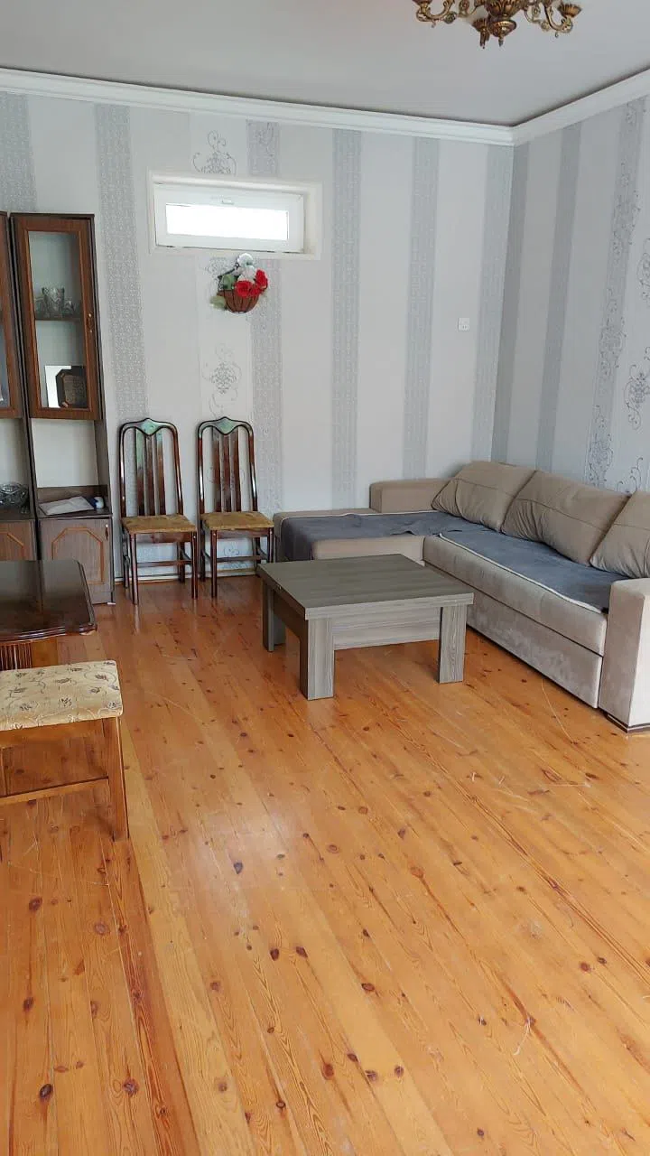 4 otaqlı həyət evi 182 m² - 4 sot torpaq sahəsində satılır — şəkil 2