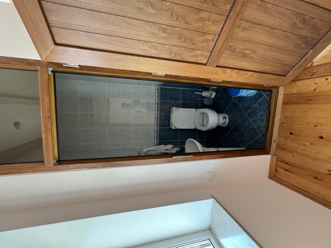 10 otaqlı bağ evi 350 m² 13 sot torpaq sahəsində günlük kirayə verilir — şəkil 16