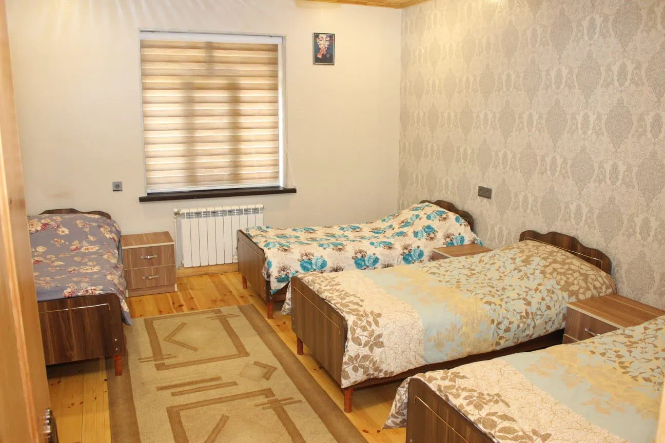 3 otaqlı həyət evi 86 m² günlük kirayə verilir — şəkil 4