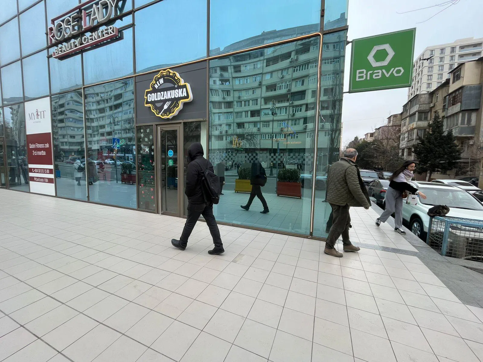 Əla təmirli ticarət obyekti, 50 m² satılır