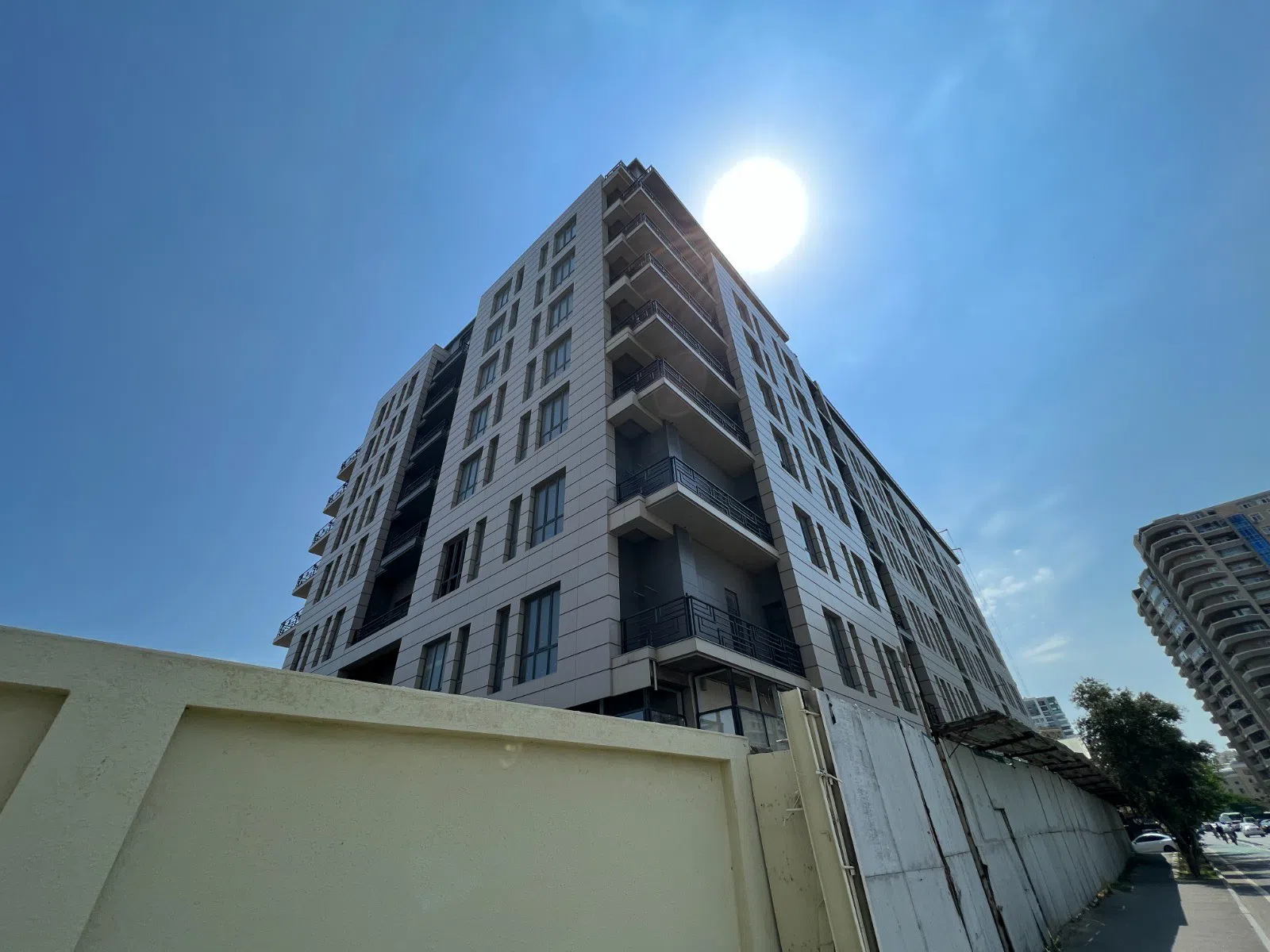 2 otaqlı mənzil 82 m² satılır — şəkil 2