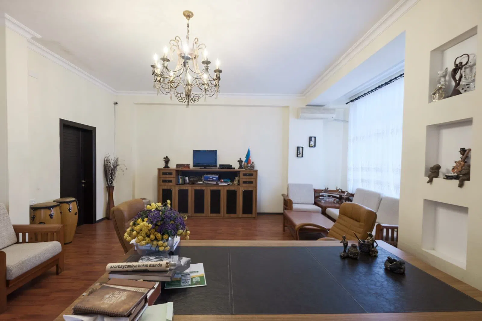 7 otaqlı ofis 200 m² satılır - Tenderyard