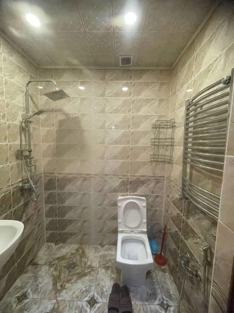 2 otaqlı mənzil 55 m² kirayə verilir — şəkil 4