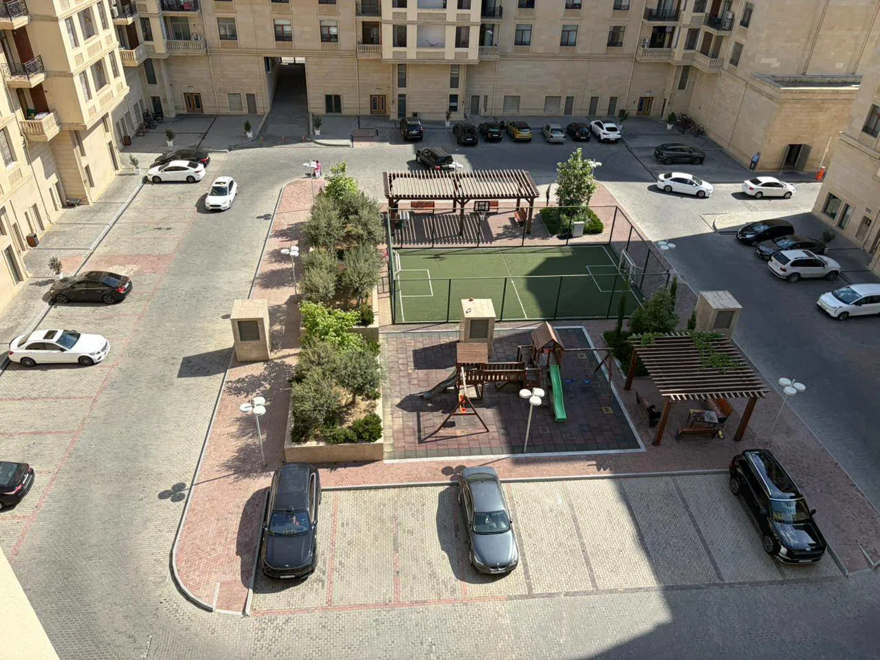 3 otaqlı mənzil 140 m² kirayə verilir — şəkil 13