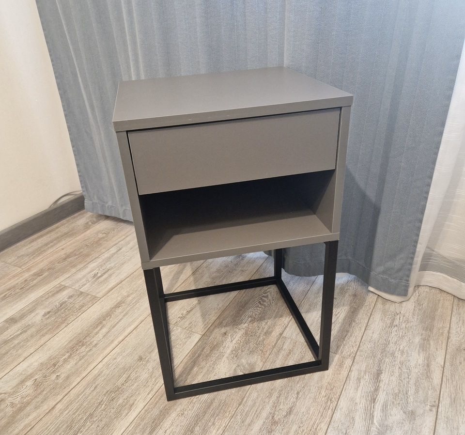 Bedroom nightstand, Mixed color - Tenderyard