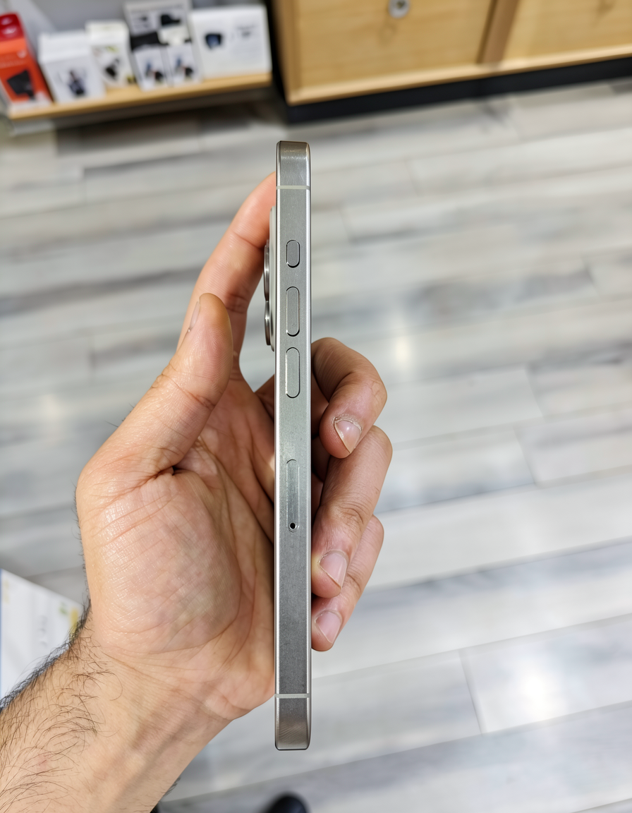 Apple, iPhone 15 Pro, 4 GB — şəkil 5