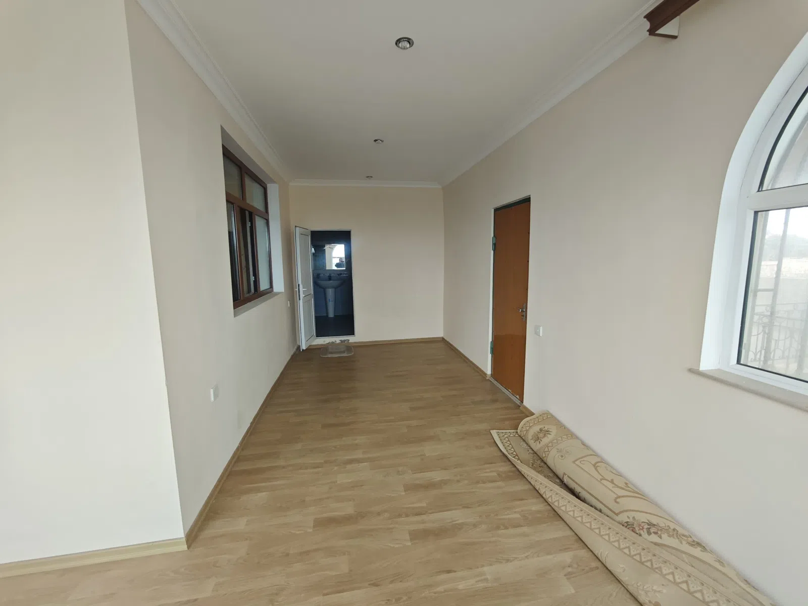 5 otaqlı bağ evi 255 m² 16 sot torpaq sahəsində satılır — şəkil 6