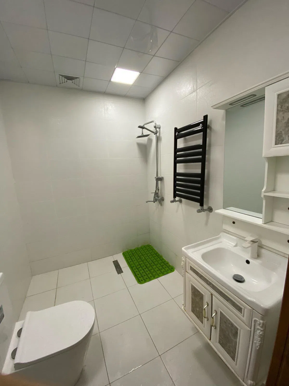 3 otaqlı mənzil 115 m² kirayə verilir — şəkil 2