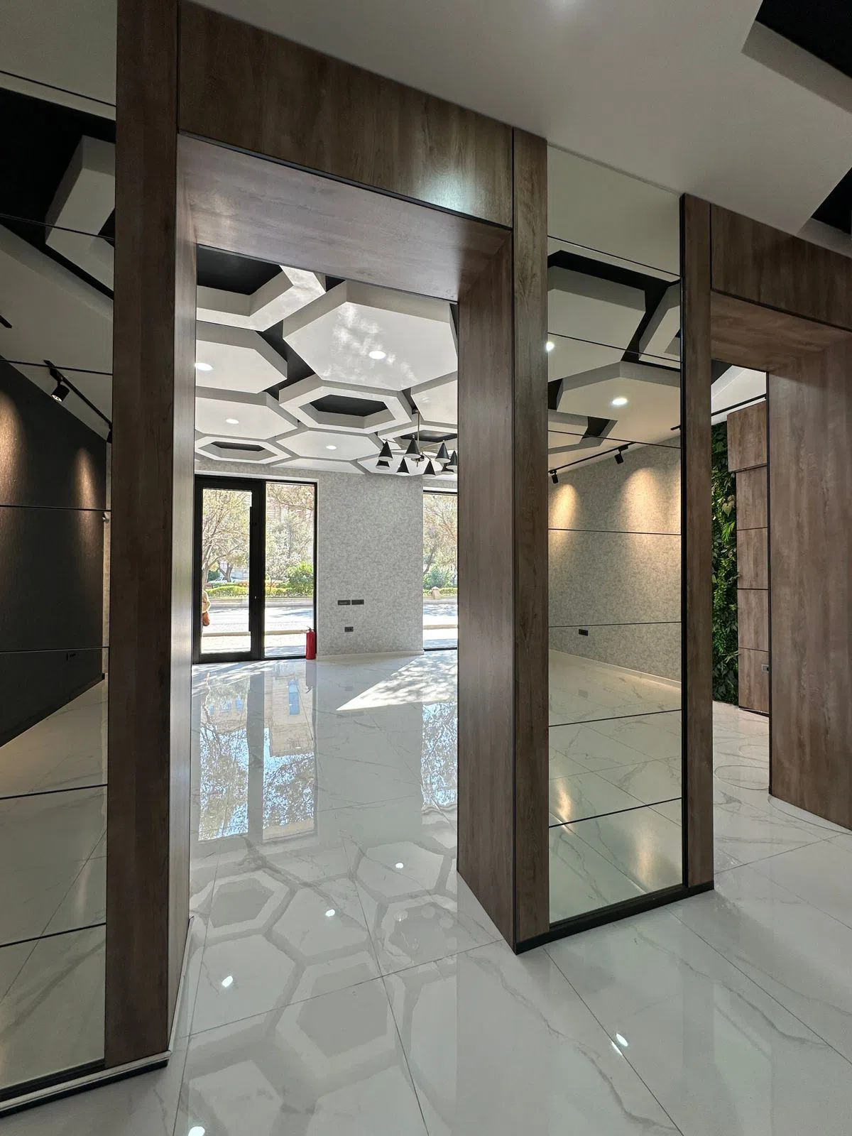 Əla təmirli obyekti, 100 m² kirayə verilir — şəkil 4