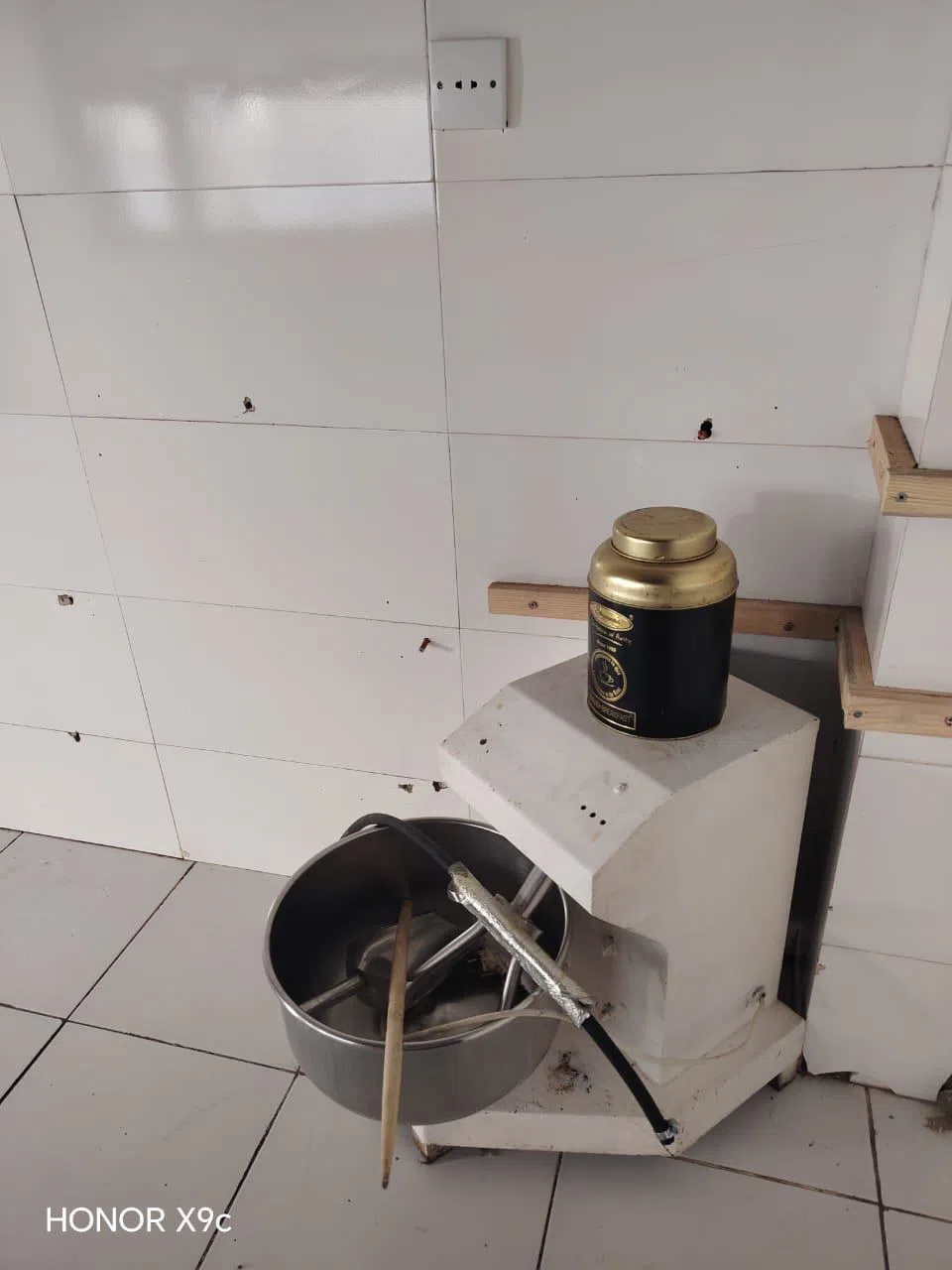 Yaxşı təmirli obyekti, 25 m² kirayə verilir — şəkil 5