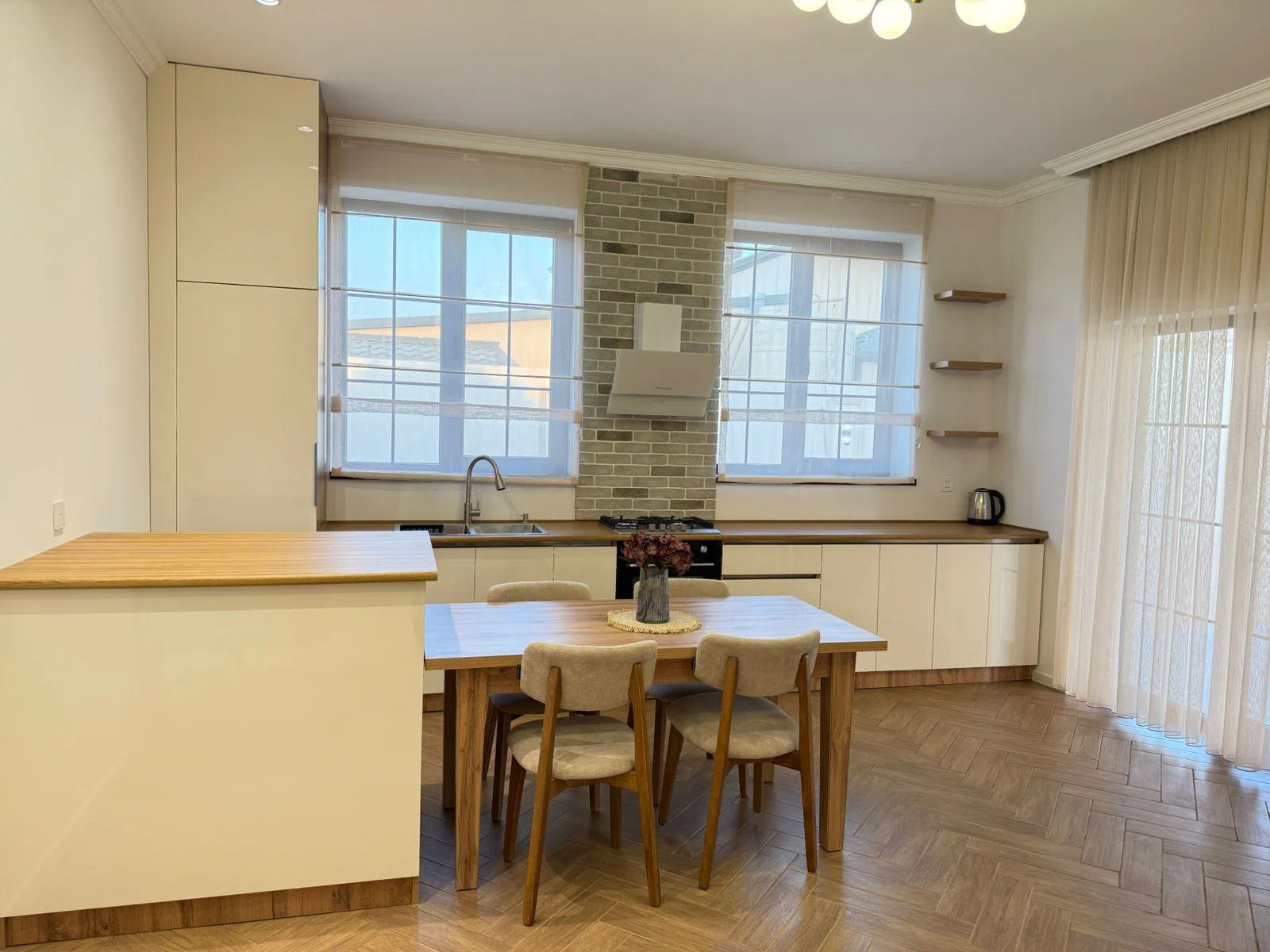 5 otaqlı villa 220 m² - 4.5 sot torpaq sahəsində satılır — şəkil 9