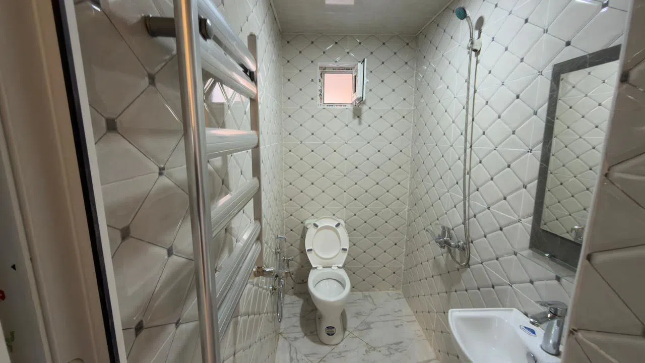 6 otaqlı həyət evi 110 m² - 2 sot torpaq sahəsində kirayə verilir