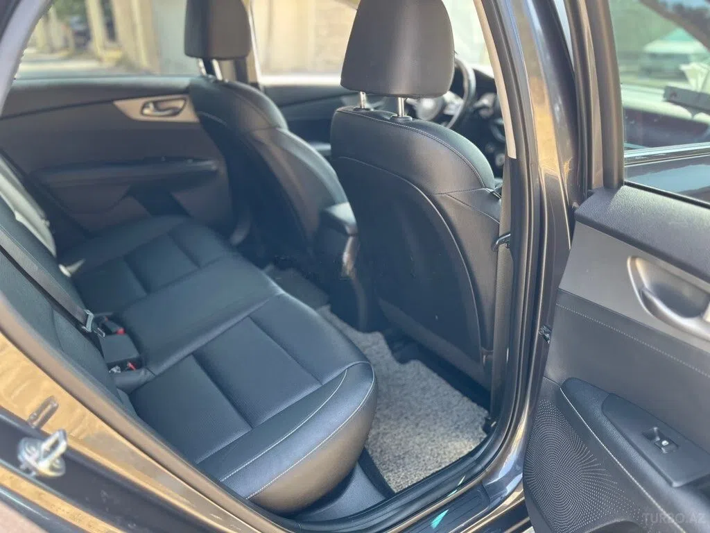 Kia K3, 2019 il, 85000 km — şəkil 7