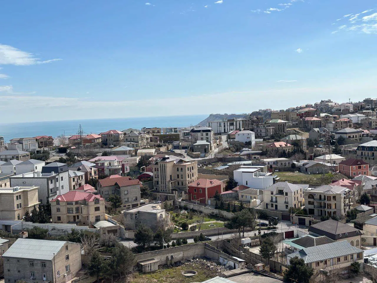 3 otaqlı mənzil 154.8 m² satılır