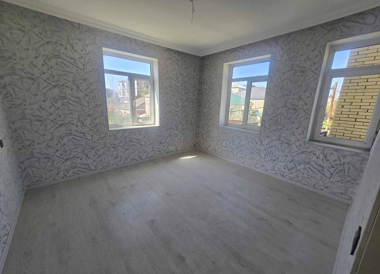 4 otaqlı həyət evi 111.7 m² satılır — şəkil 5