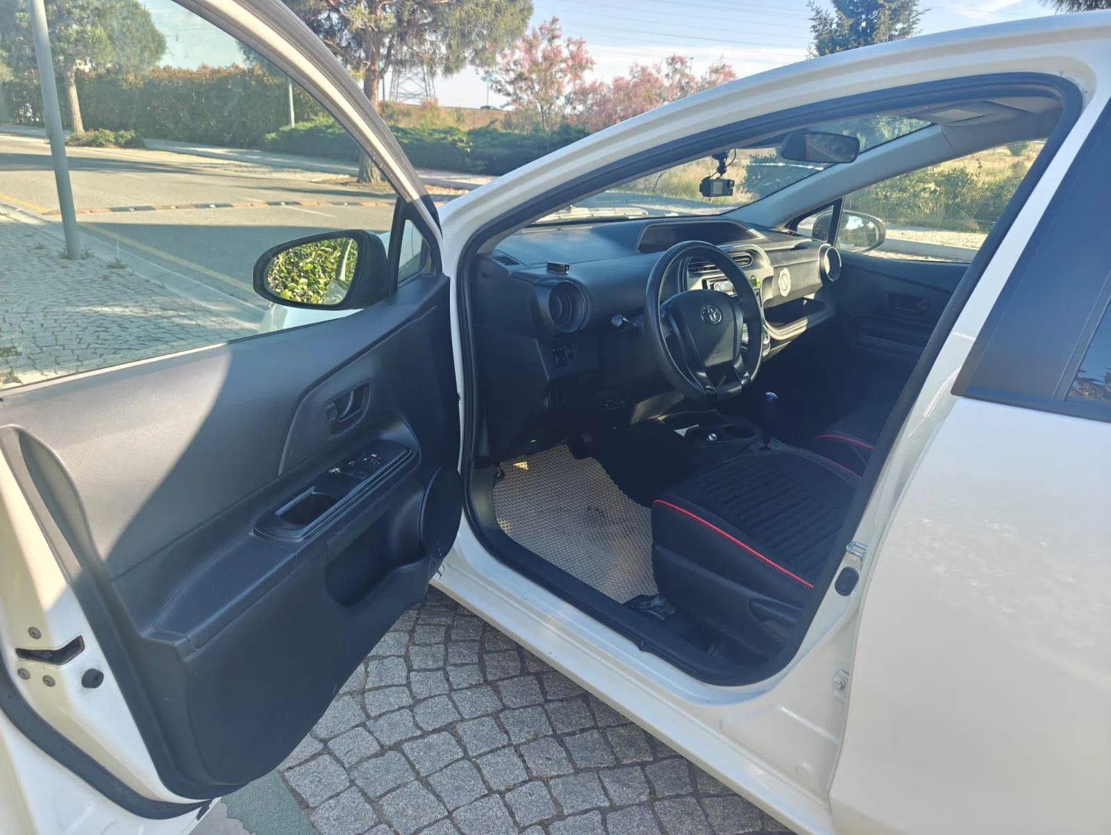 Toyota Aqua, 2017 il, 245500 km — şəkil 7