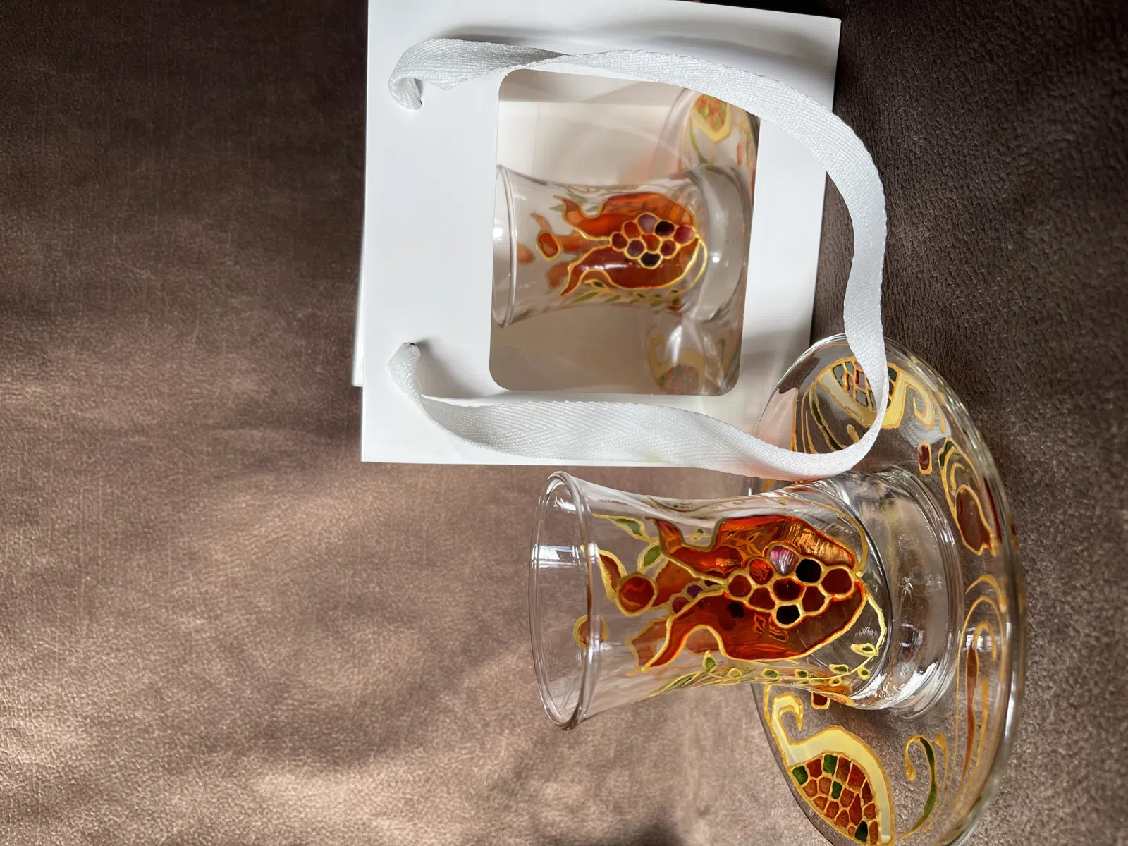 Fincan-stəkan Şüşə material