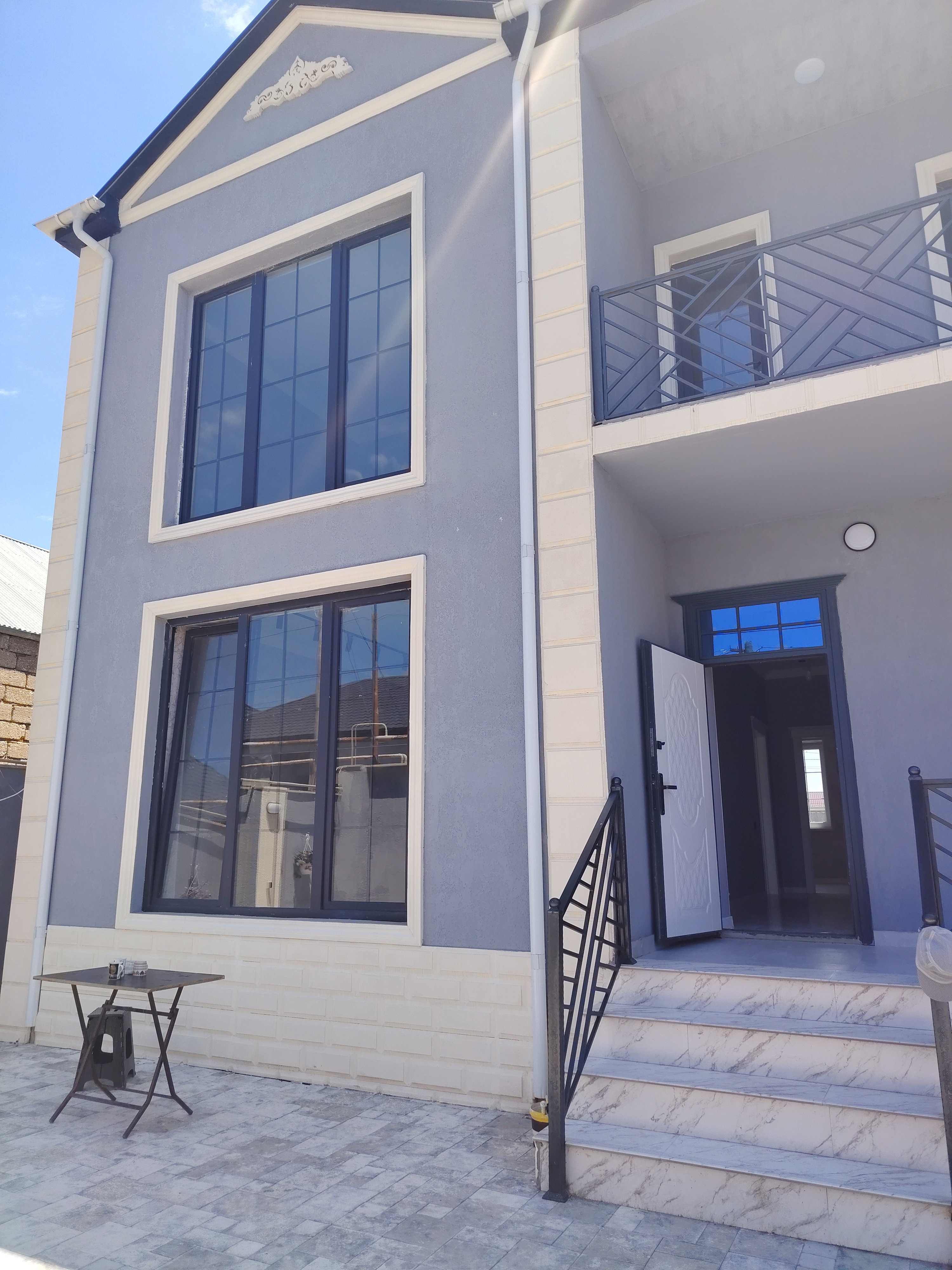 5 otaqlı həyət evi 188 m² - satılır - Tenderyard