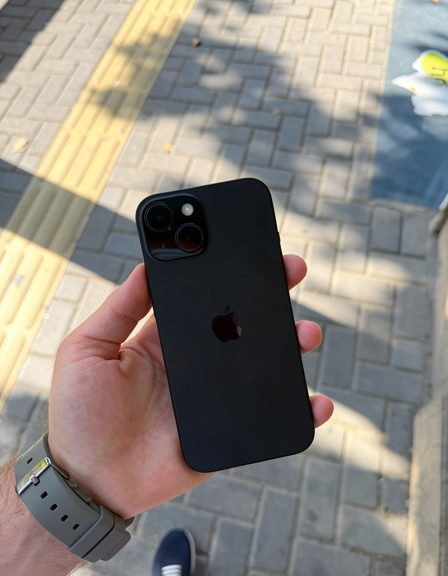 Apple, iPhone 15, 6 GB — şəkil 1