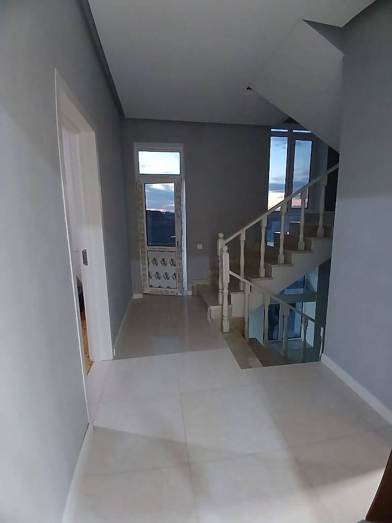 6 otaqlı həyət evi 250 m² kirayə verilir — şəkil 7
